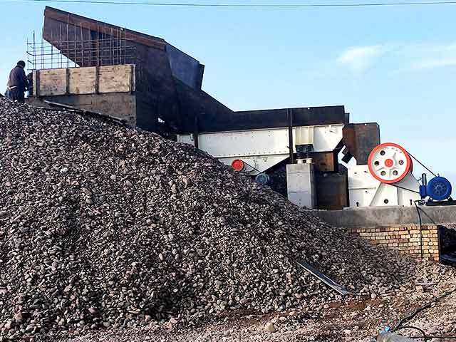 60-80t/h Stone Crusher in Cameroon